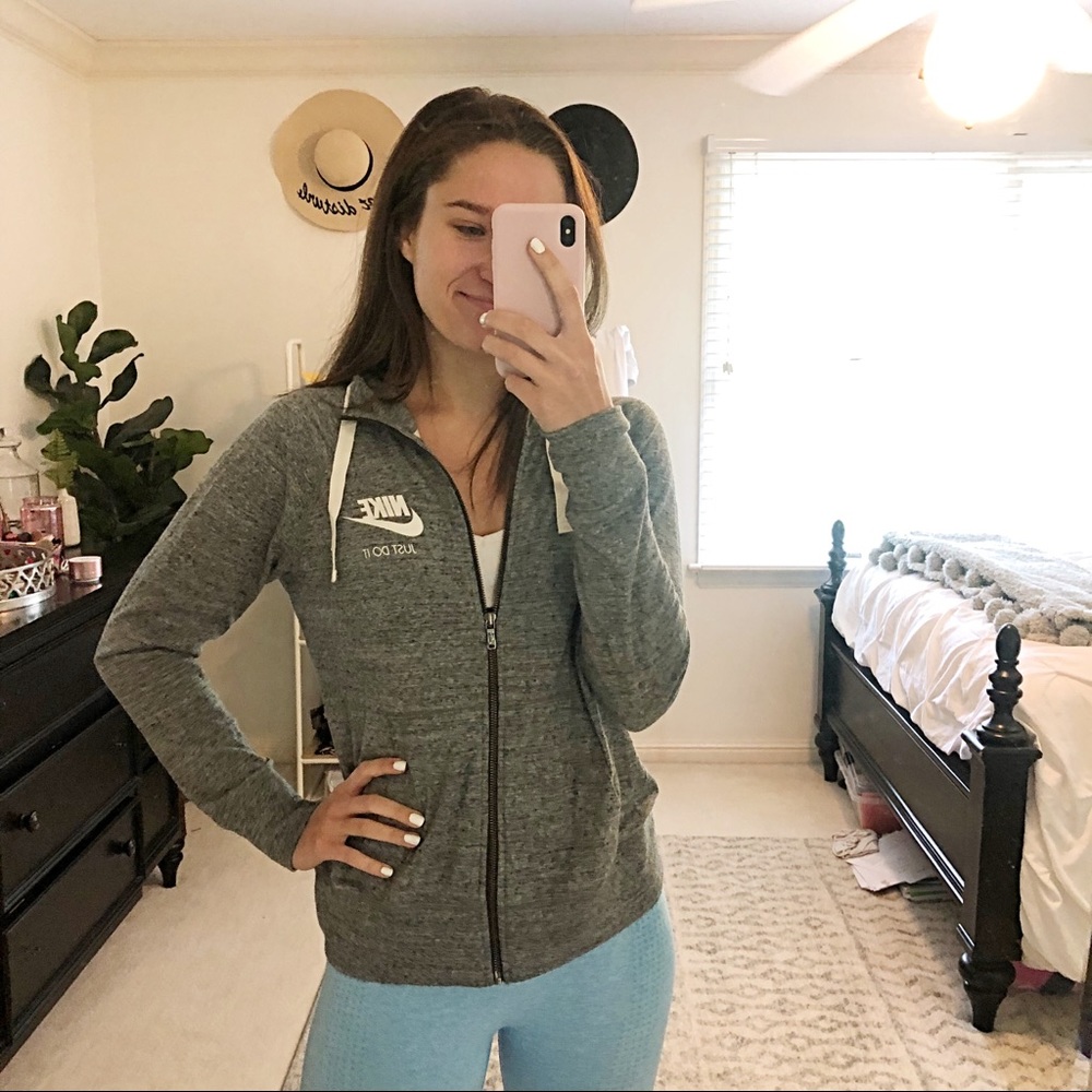 Gray Nike zip up jacket